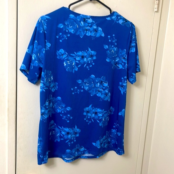 Womens top - Picture 3 of 4